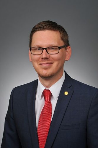Dr. Lance Askildson (provost)