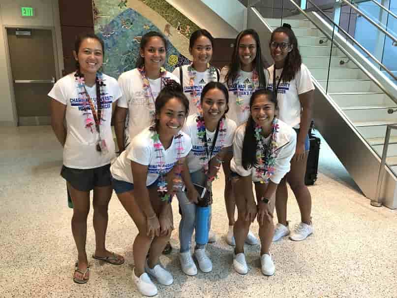 Women's soccer team visiting Kapiolani Hospital