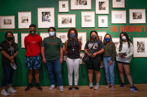 high school students at the museum of art during a field trip for the english summer institute