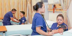 nursing students doing health checks