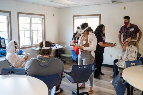 Students VR moon walking with NASA Educators