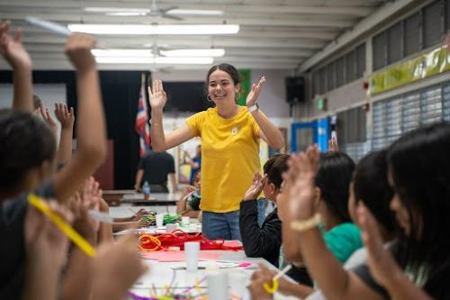 Chaminade student teaching at Palolo Elementary School