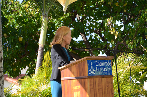 Chaminade President Dr. Lynn Babington delivered a welcoming address to faculty and staff on the Sullivan Family Library Lawn.