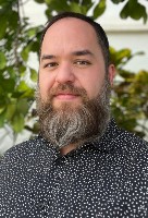 Riley Paakaula headshot