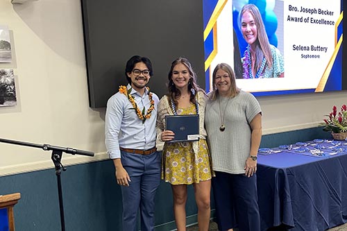 Andrew Anchetta and Allison Jerome with sophomore Selena Buttery ’26 winner of the Bro. Joseph Becker Award of Excellence.