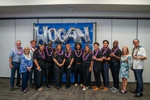 The Hogans and Drs. Lynn Babington and Roy Panzarella welcomed the incoming Hogan Entrepreneurial cohort of students.