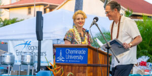 Hogan Entrepreneurial Leadership Program Director Dr. Roy Panzarella introduced the Hogan Kick-Off keynote speaker Bella Hughes, Co-Founder of Better Sour, Hawaiʻi Contemporary, Hawaiʻi FoundHer and Shaka Tea.