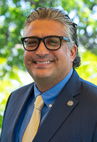 carlos_gutierrez_headshot 136x200